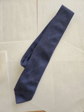 Aquascutum Textured Navy Knit Tie - Classic Men's Accessory